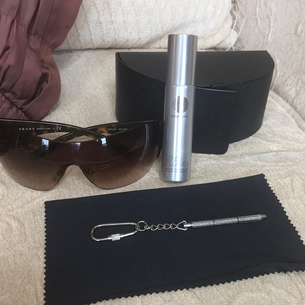 🌹🌹🌹Prada authentic sunglasses 🌹🌹🌹